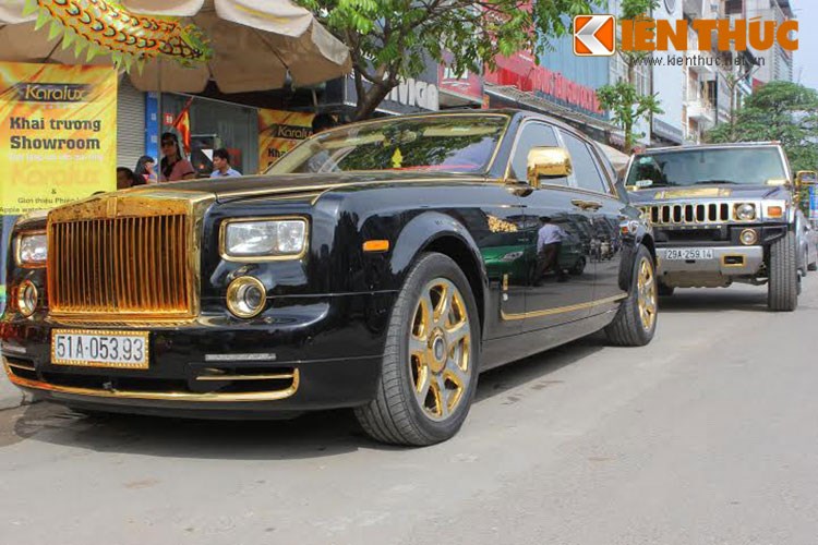 Xe++ - Xe Rolls-Royce và Hummer tiền tỷ, “dát vàng” tại Hà Nội