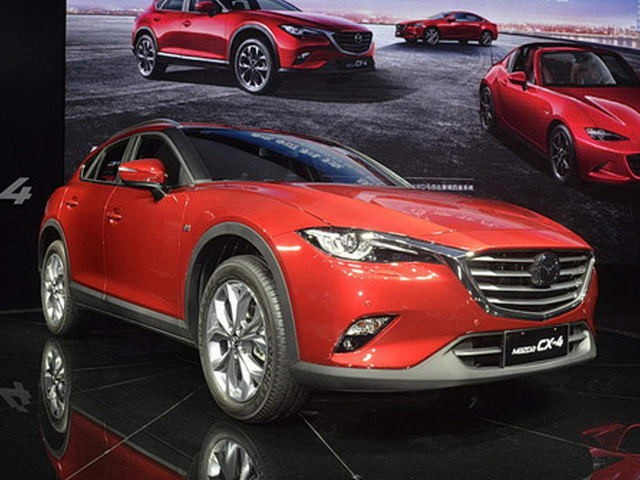 Xe++ - 'Hàng hiếm' Mazda CX-4 giá từ 480 triệu đồng