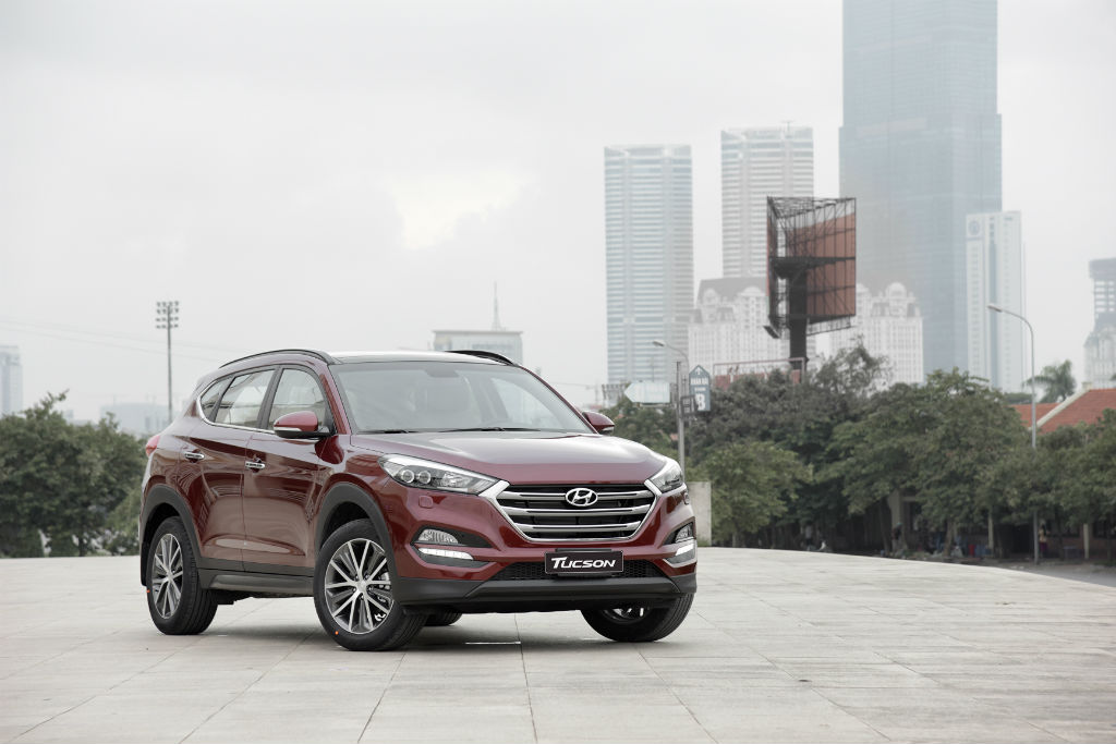 Xe++ - Bảng giá ô tô Hyundai tháng 10/2017: Hyundai Tucson giảm còn 770 triệu đồng