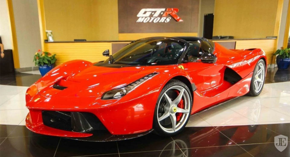 Xe++ - 'Siêu phẩm' Ferrari LaFerrari Aperta được chào bán 166 tỷ đồng ở Dubai