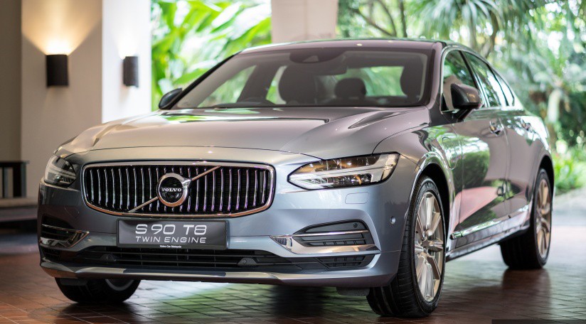 Xe++ - Volvo S90 T8 Hybrid CKD ra mắt tại Malaysia, giá từ 2 tỷ đồng (Hình 2).