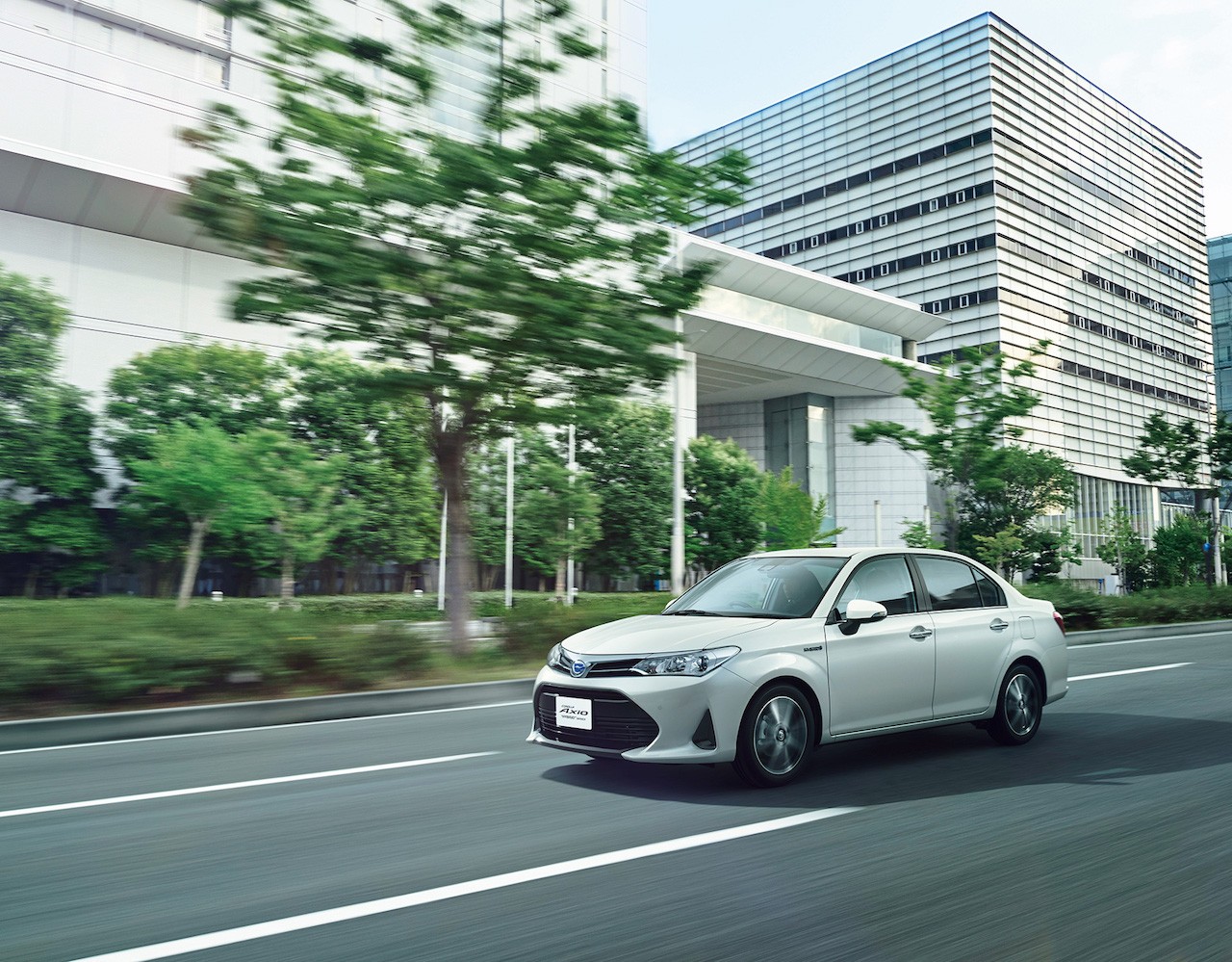 Xe++ - Toyota Corolla Axio và Corolla Fielder đời 2018 lộ diện hoàn toàn (Hình 7).