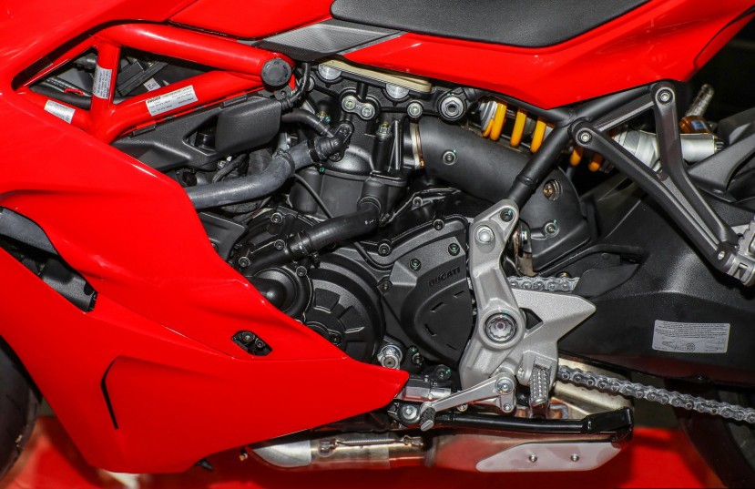 Xe++ - Ducati SuperSport 2017 ra mắt Malaysia, giá 434,4 triệu đồng (Hình 3).