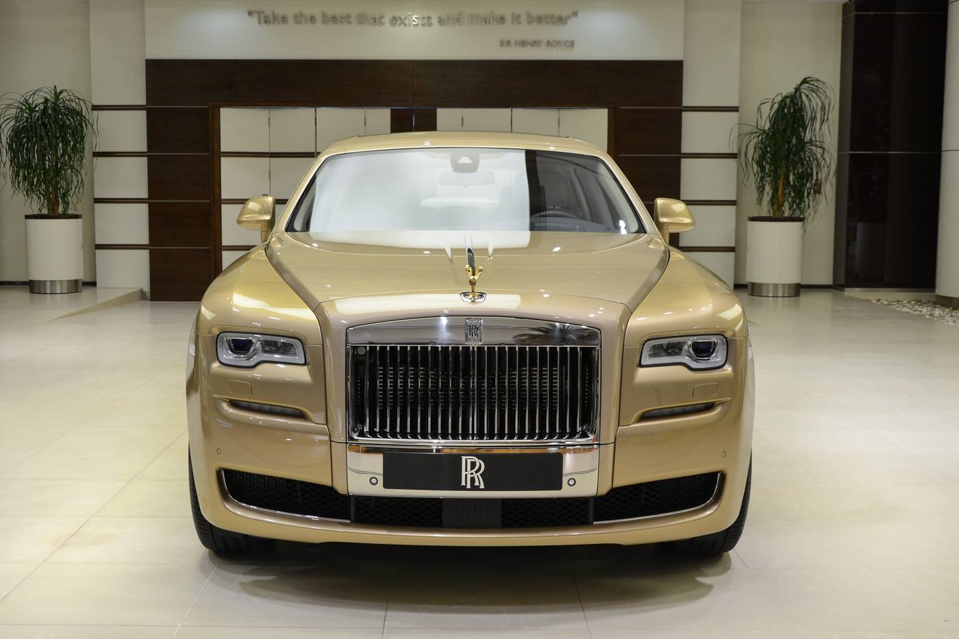 Xe++ - Cận cảnh Rolls-Royce Ghost “Oasis Edition” phiên bản đặc biệt (Hình 6).