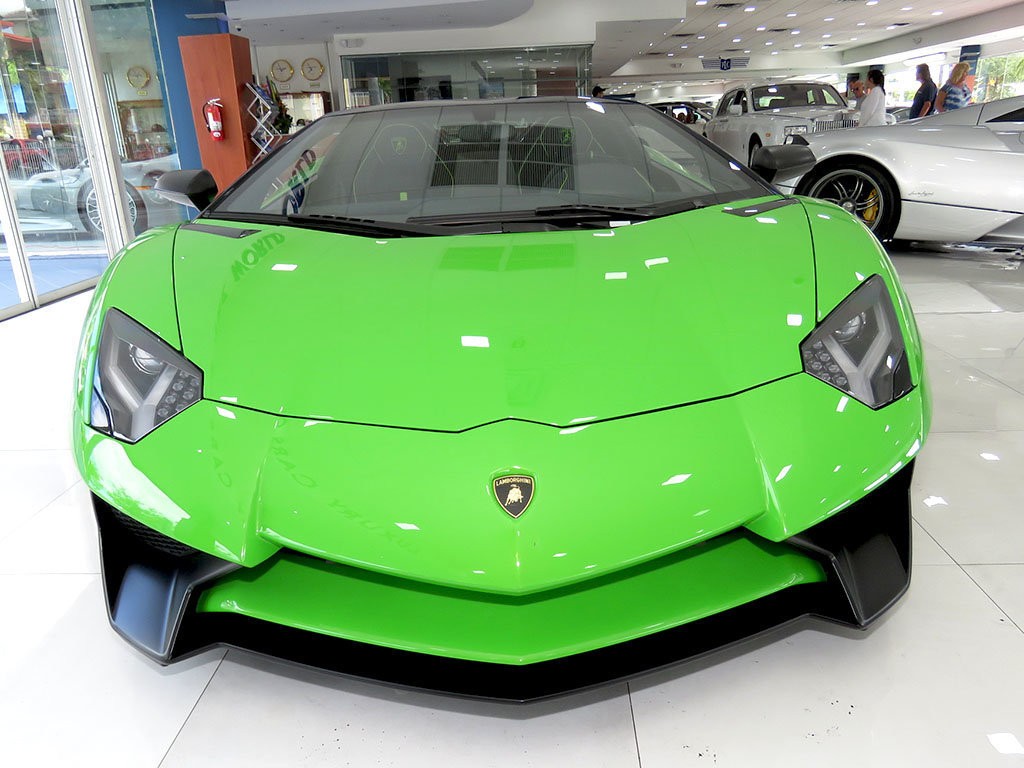 Xe++ - Lamborghini Aventador màu xanh cốm Verde Mantis độc nhất thế giới (Hình 3).