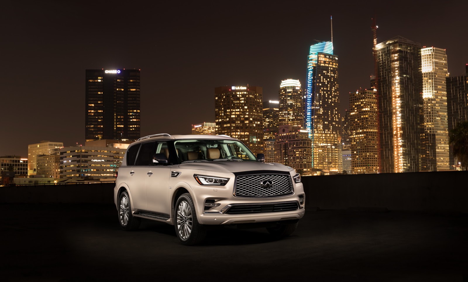 Xe++ - SUV hạng sang Infiniti QX80 2018 công bố giá bán