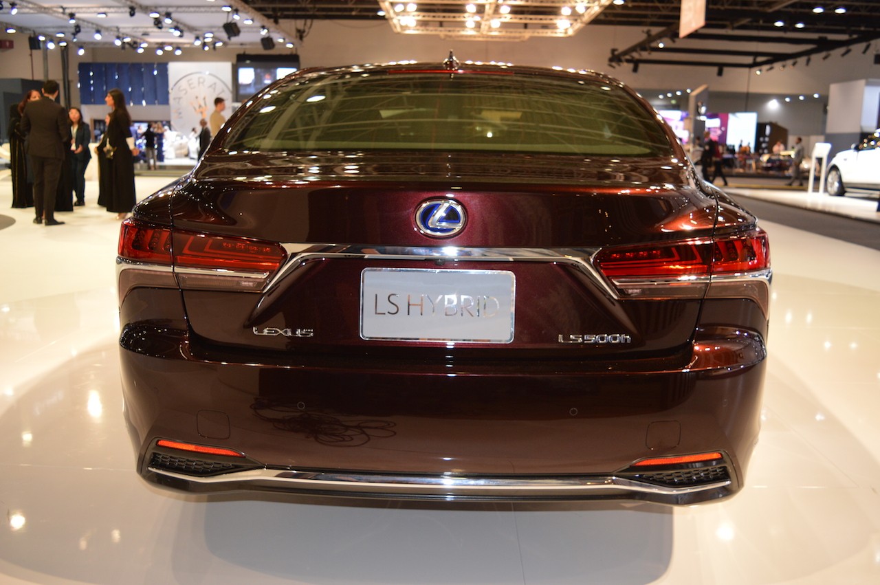 Xe++ - Lexus LS 2018 mở bán tại UAE, khởi điểm từ 1,92 tỷ đồng (Hình 9).
