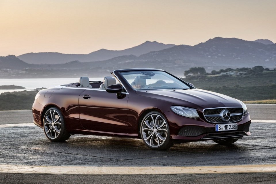 Xe++ - Mercedes E-Class Convertible 2018 có giá bán từ 1,504 tỷ đồng (Hình 4).