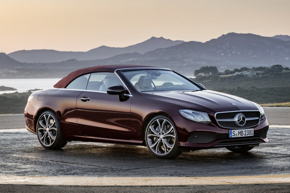 Xe++ - Mercedes E-Class Convertible 2018 có giá bán từ 1,504 tỷ đồng (Hình 2).