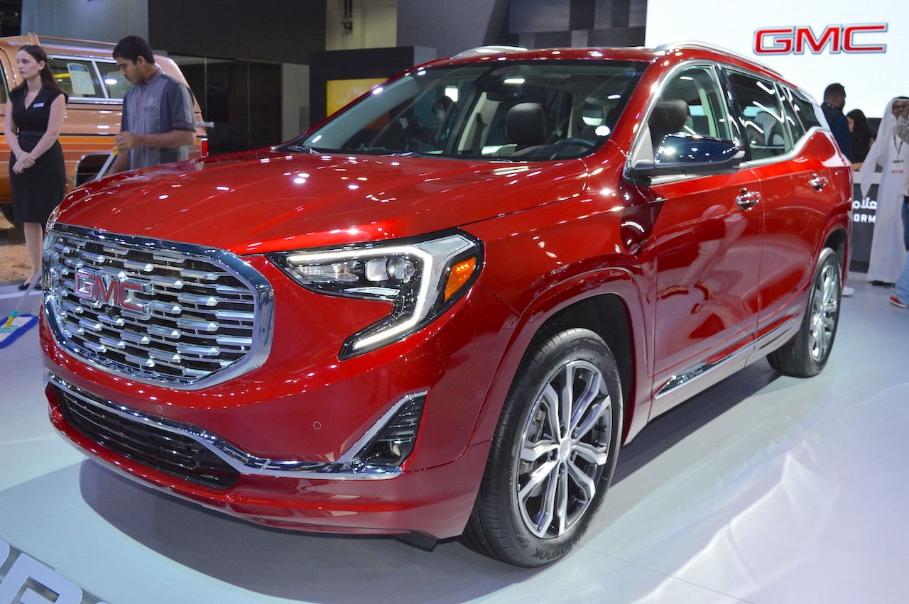 Xe++ -  GMC Terrain Denali 2018 ra mắt UAE, giá bán từ 940,55 triệu đồng (Hình 7).