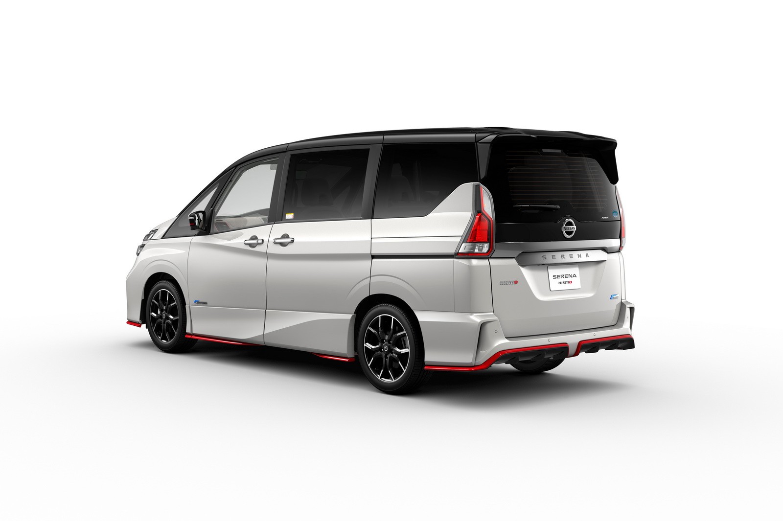 Xe++ - Nissan Serena Nismo liệu có 'soán ngôi' Toyota Alphard? (Hình 7).