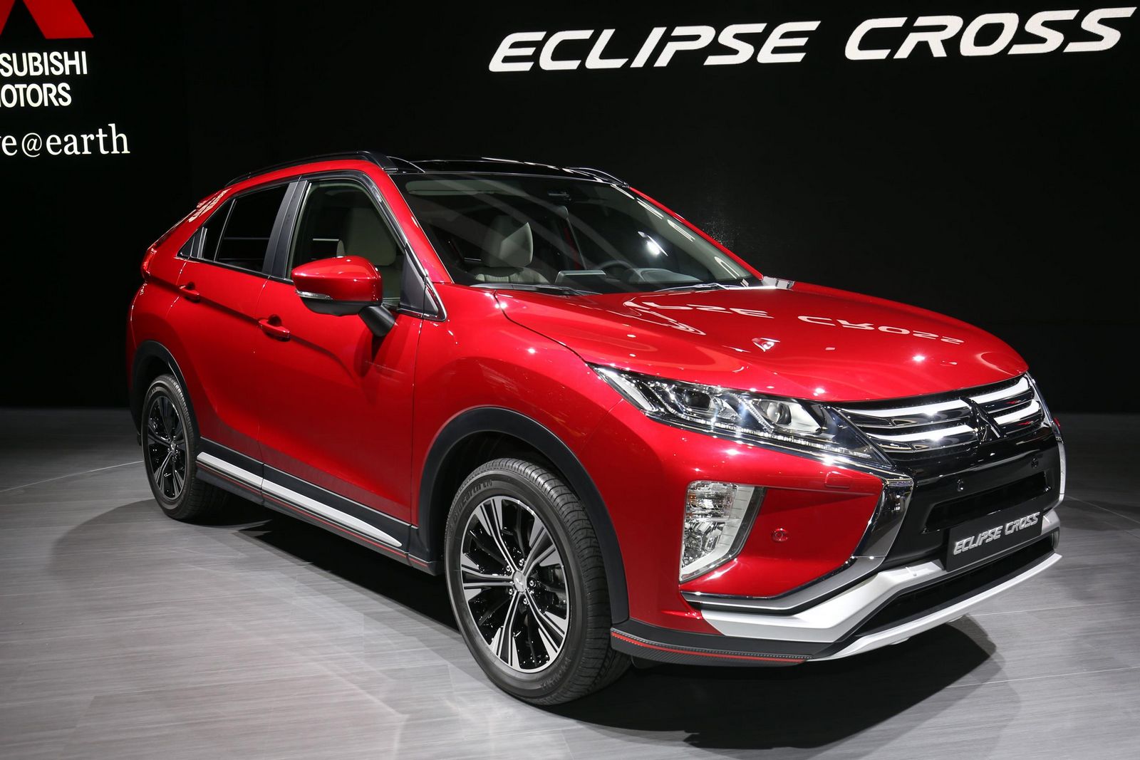 Xe++ - Mitsubishi Eclipse Cross thách thức Mazda CX-5, giá 526 triệu đồng (Hình 7).