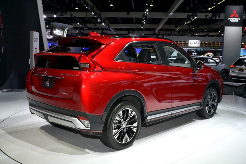 Xe++ - Mitsubishi Eclipse Cross thách thức Mazda CX-5, giá 526 triệu đồng (Hình 5).