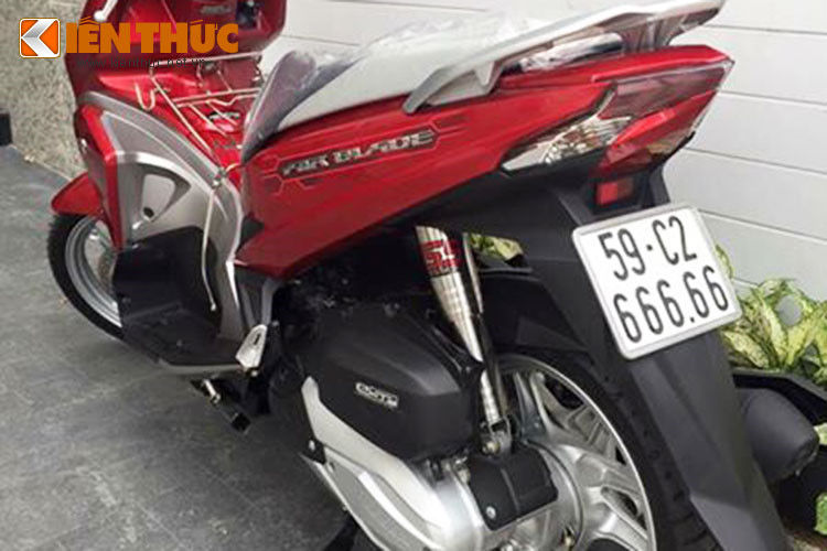 Xe++ - Xe ga Honda Air Blade giá hơn 200 triệu tại Sài Gòn (Hình 4).