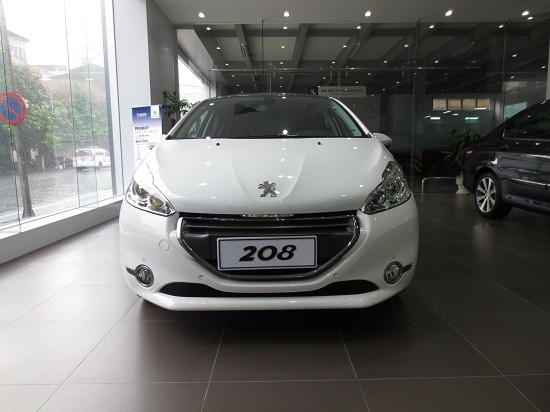 Xe++ - Bảng giá ô tô Peugeot tháng 12/2017: Peugeot 208 chỉ còn 811 triệu đồng