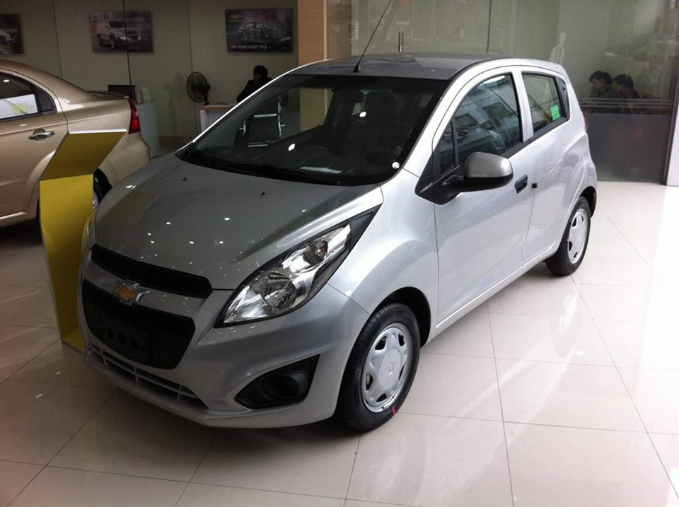 Xe++ - Chevrolet Spark LS 2017 giá bán siêu rẻ chỉ 269 triệu đồng (Hình 2).