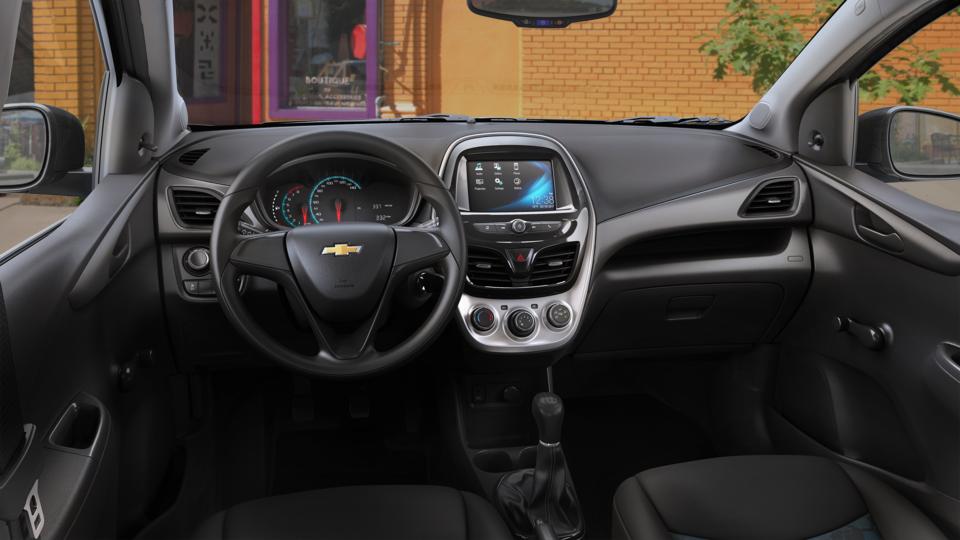 Xe++ - Chevrolet Spark LS 2017 giá bán siêu rẻ chỉ 269 triệu đồng (Hình 4).