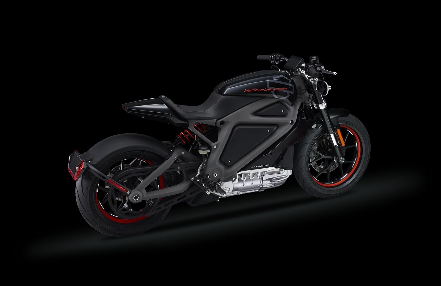 Xe++ - Emflux Model 1 - môtô chạy điện “nhái” Harley-Davidson Livewire (Hình 4).