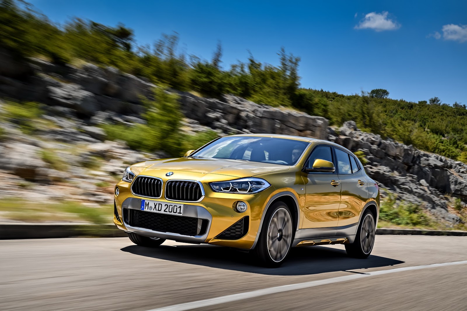 Xe++ - BMW X2 2018 có giá bán khởi điểm từ 895 triệu đồng (Hình 3).