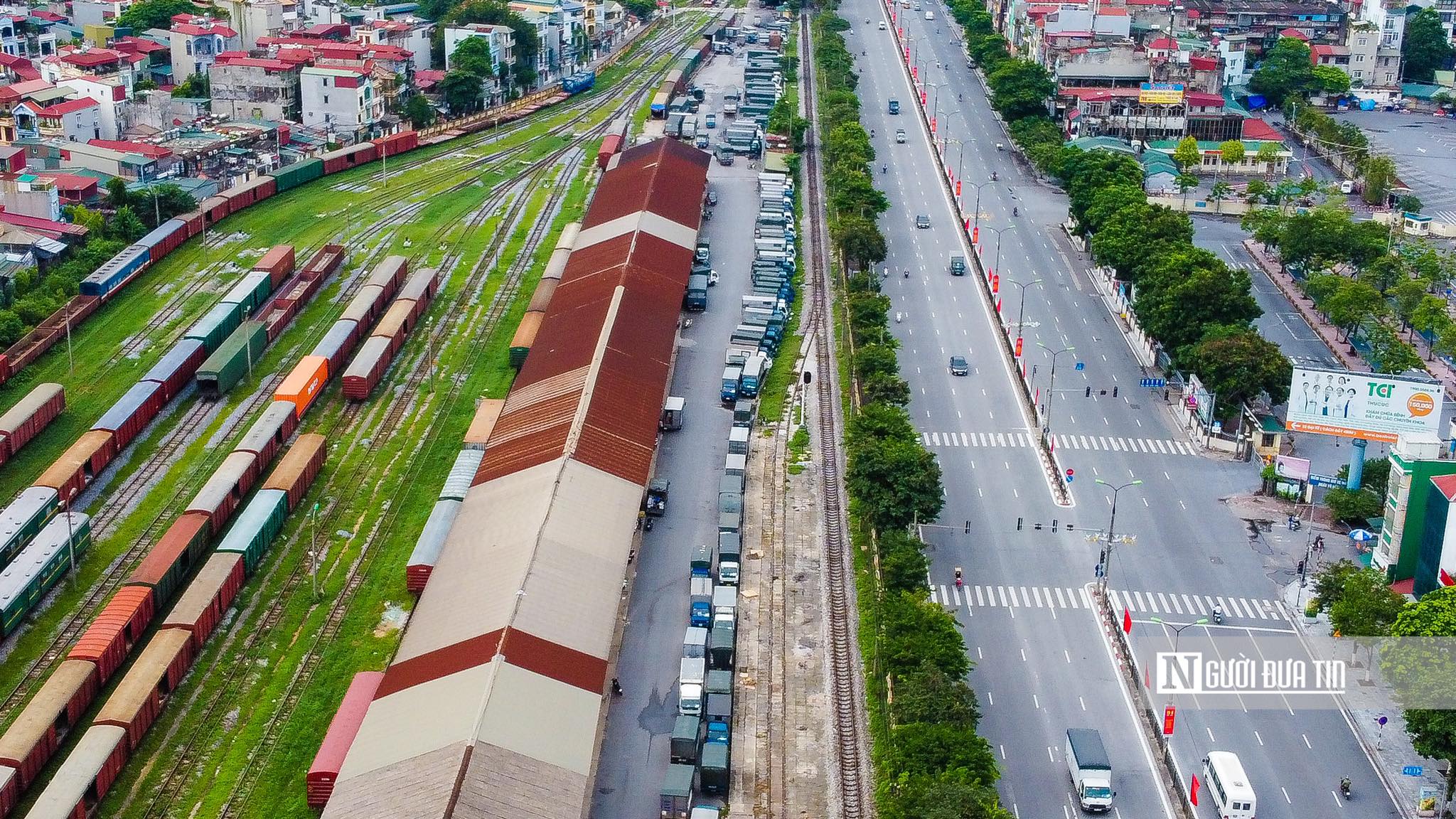 Kinh tế vĩ mô - Nới lỏng điều kiện với khách đi tàu từ 21/10 (Hình 2).