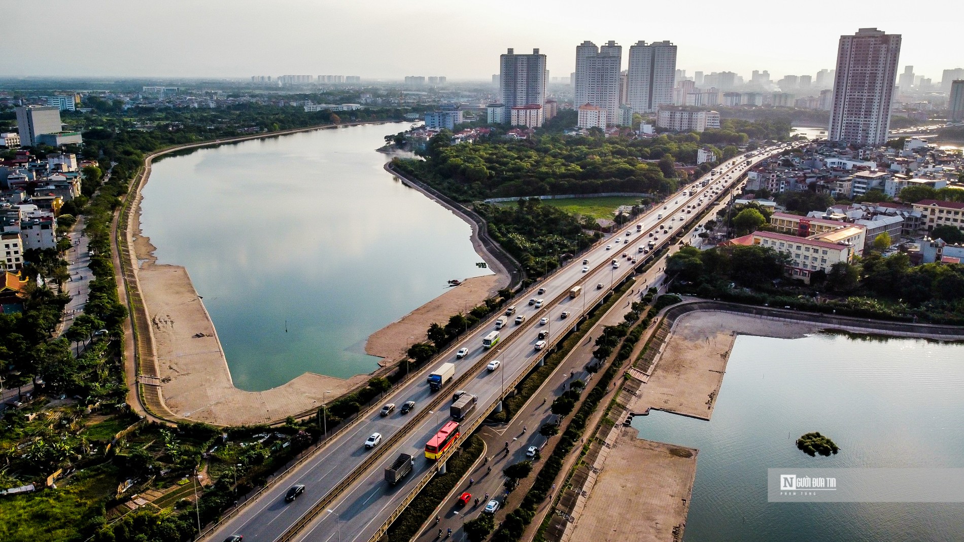 Kinh tế vĩ m&ocirc; - Huy động nguồn vốn cho 2 'si&ecirc;u dự &aacute;n' đường v&agrave;nh đai như thế n&agrave;o? (H&igrave;nh 3).