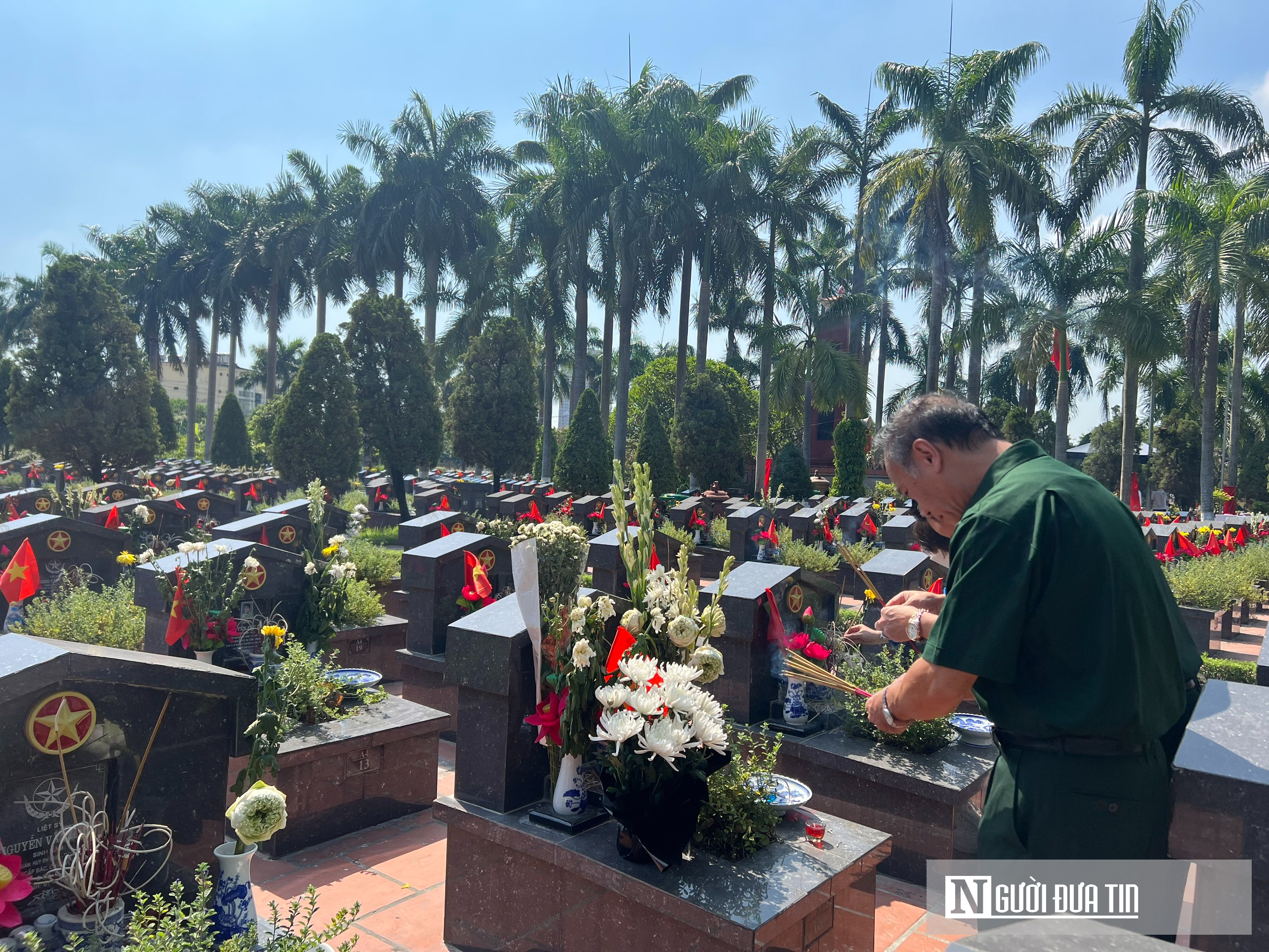 Tiêu điểm - Trung ương Hội Luật gia Việt Nam tri ân các anh hùng, liệt sỹ (Hình 2).