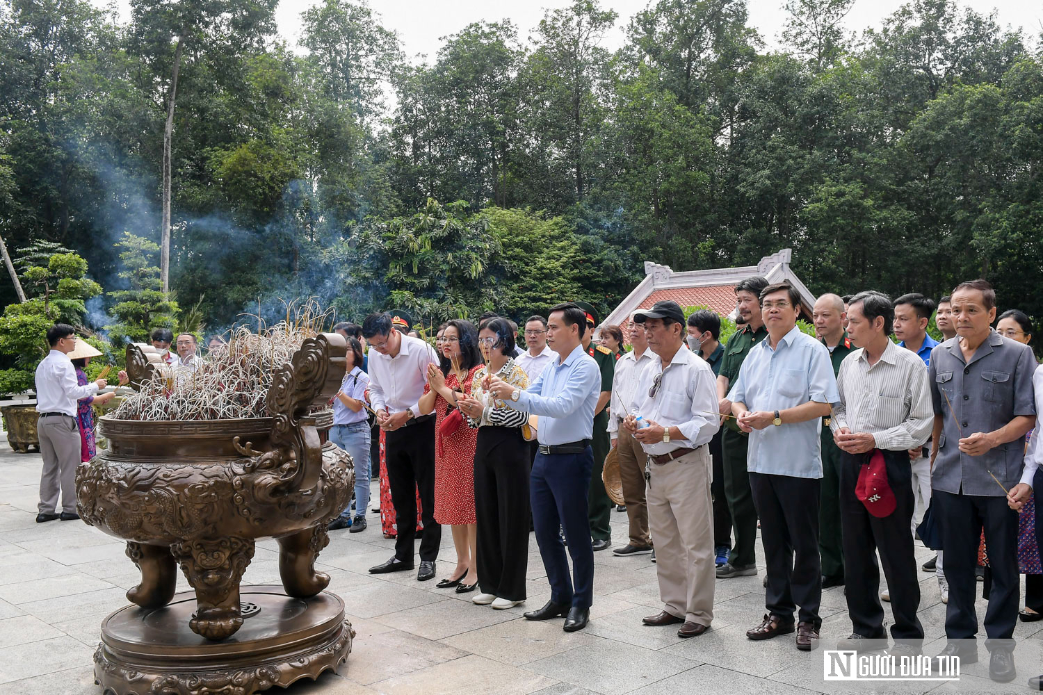 Tiêu điểm - Hội Luật gia Việt Nam dâng hương tưởng niệm Chủ tịch Hồ Chí Minh