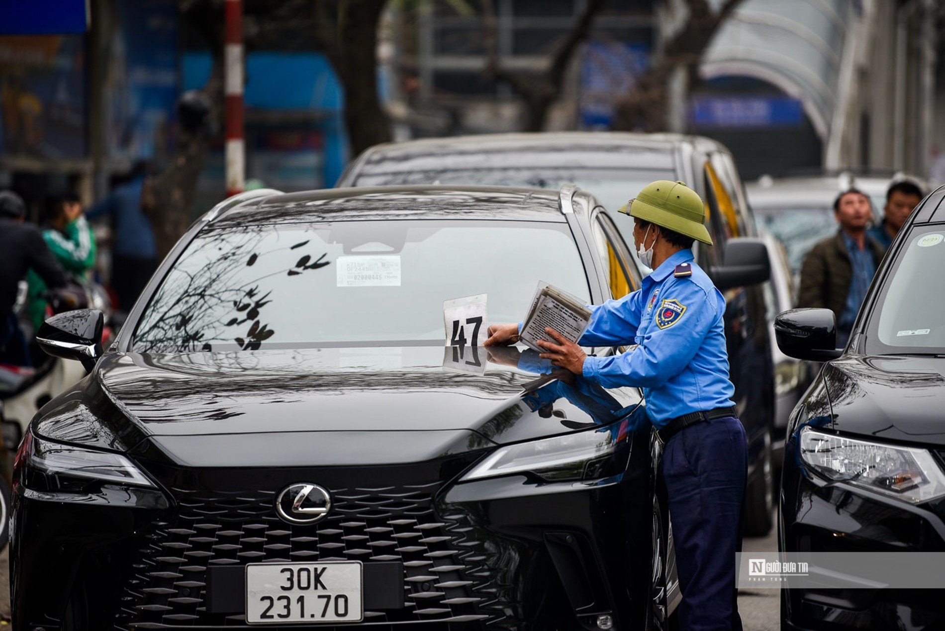 Dân sinh - Hà Nội: Tái diễn cảnh ùn tắc kéo dài tại các trung tâm đăng kiểm (Hình 5).