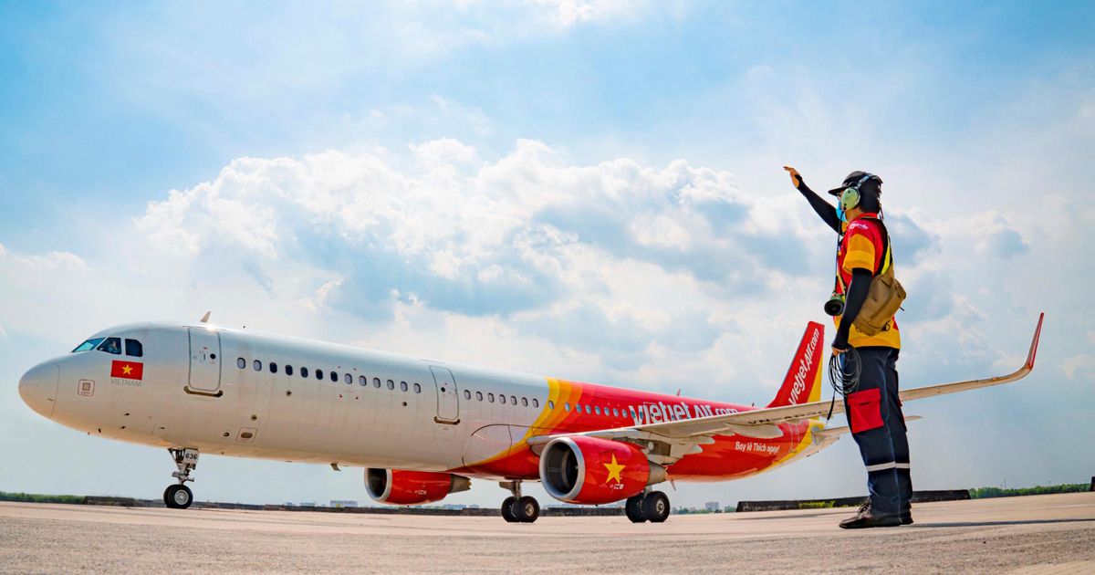 Hồ sơ doanh nghiệp -  Vietjet báo lãi trở lại