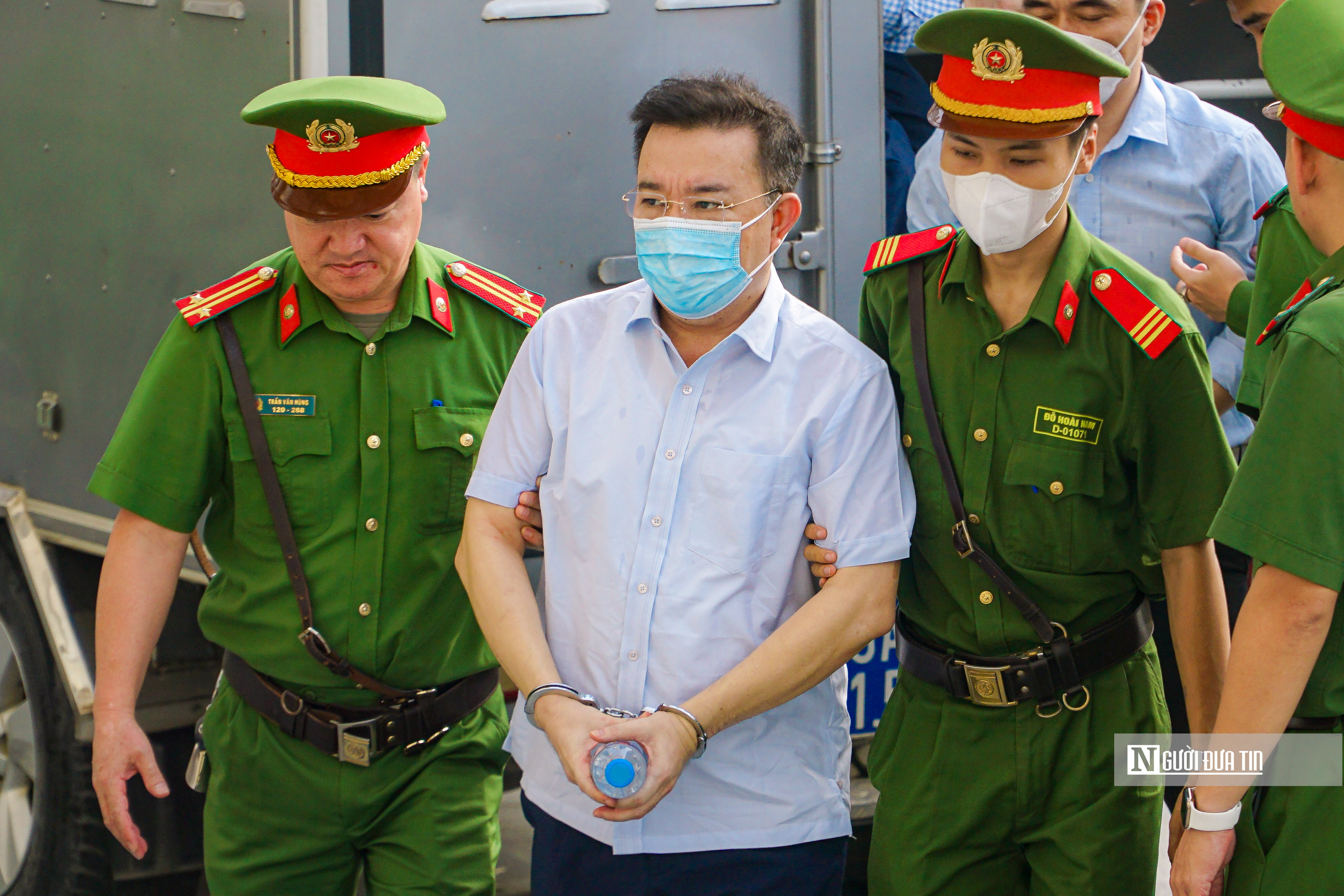 Hồ sơ điều tra - Chuyến bay giải cứu: Cựu Phó Chủ tịch Hà Nội Chử Xuân Dũng nhận án 3 năm tù giam
