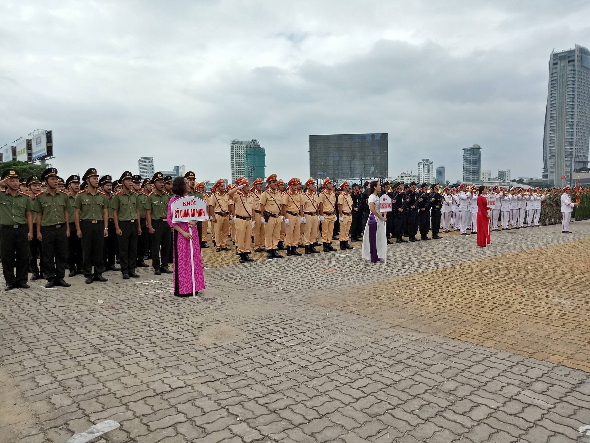 Chính trị - Chùm ảnh: Tổng diễn tập phương án bảo vệ APEC 2017