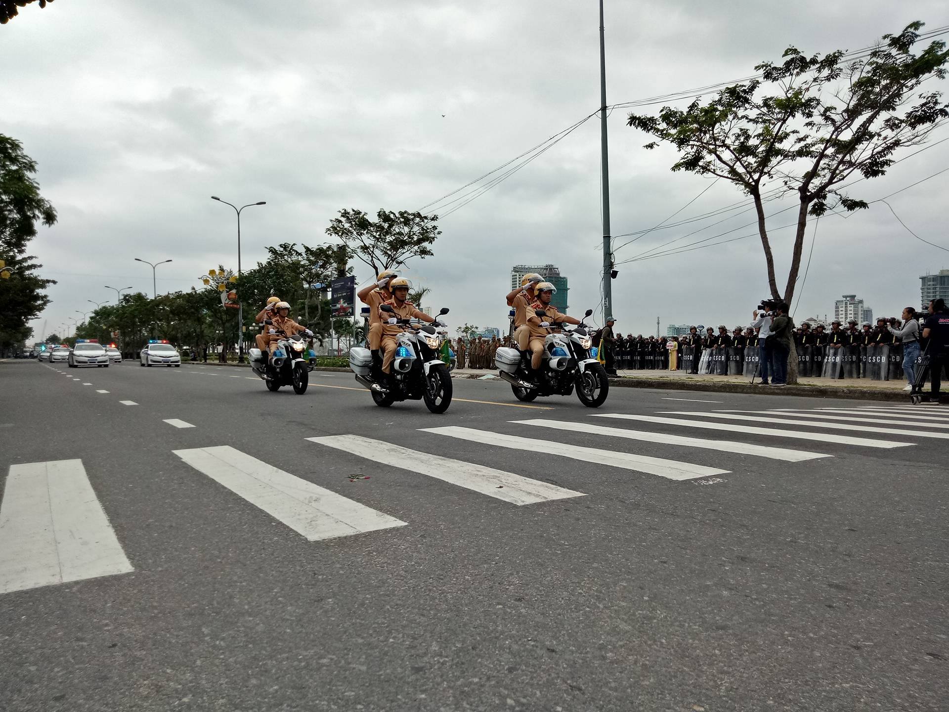 Chính trị - Chùm ảnh: Tổng diễn tập phương án bảo vệ APEC 2017 (Hình 3).