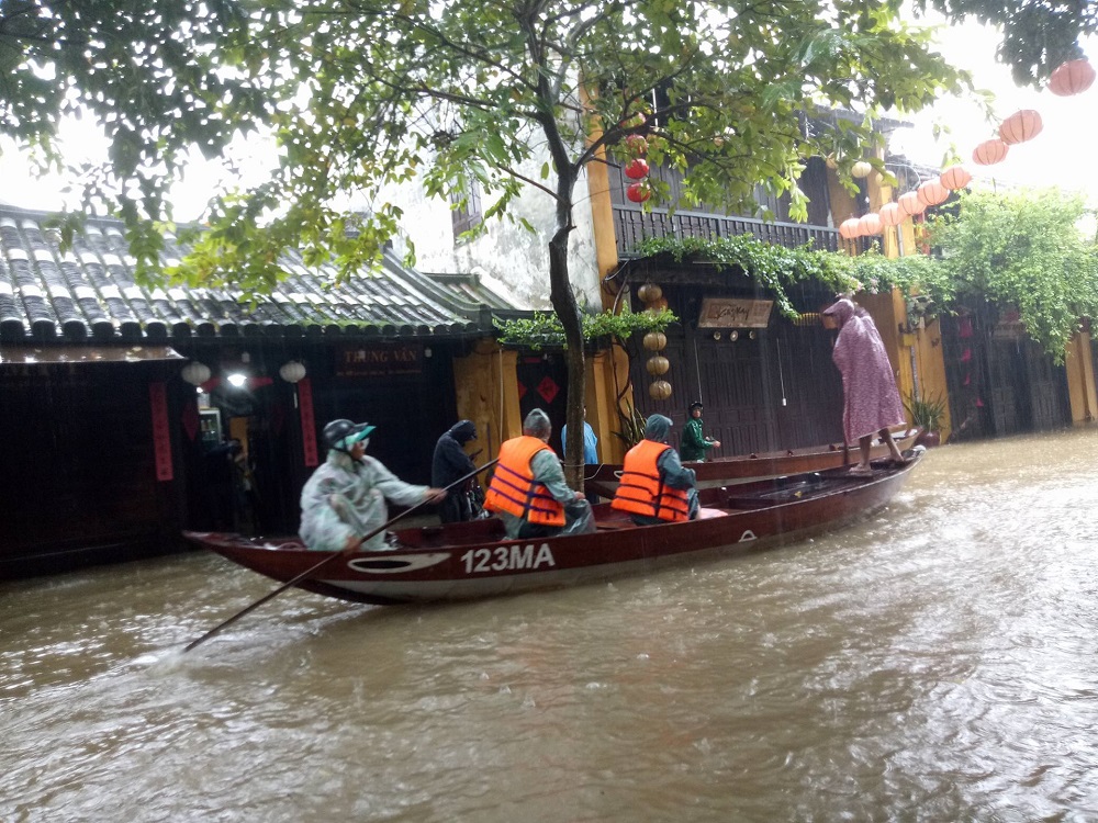 Xã hội - Lũ lịch sử sắp tái hiện, dừng họp, nghỉ học và di dân diện rộng (Hình 3).