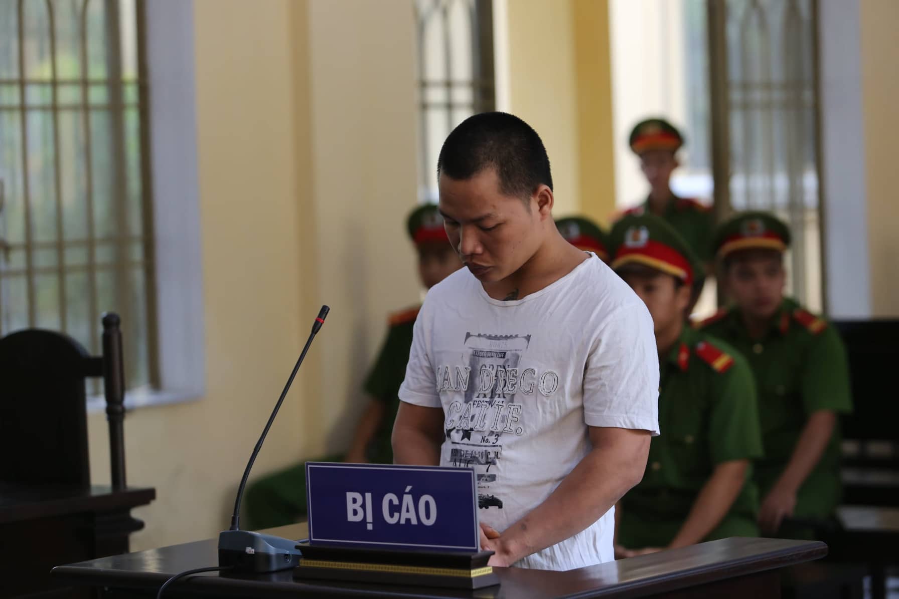 An ninh - Hình sự - Án chung thân cho kẻ có vợ vẫn đi tán gái, giết luôn mẹ người tình