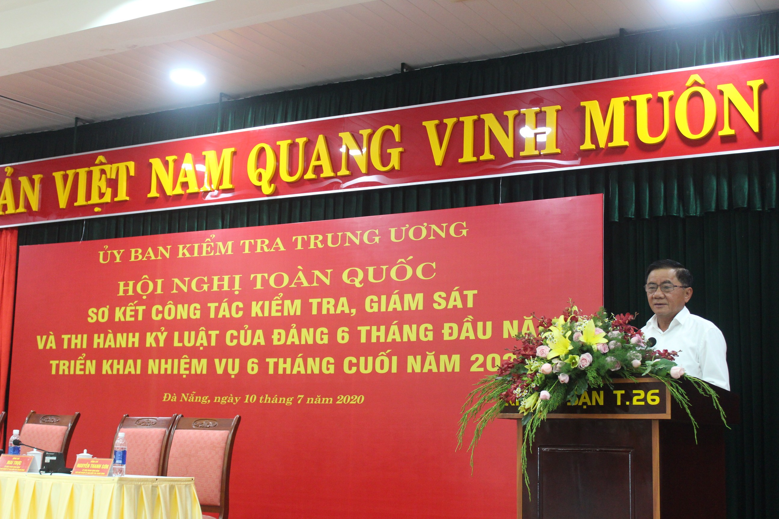 Tin nhanh - 'Kiên quyết không để lọt vào cấp ủy khóa mới những người không bảo đảm điều kiện' (Hình 2).