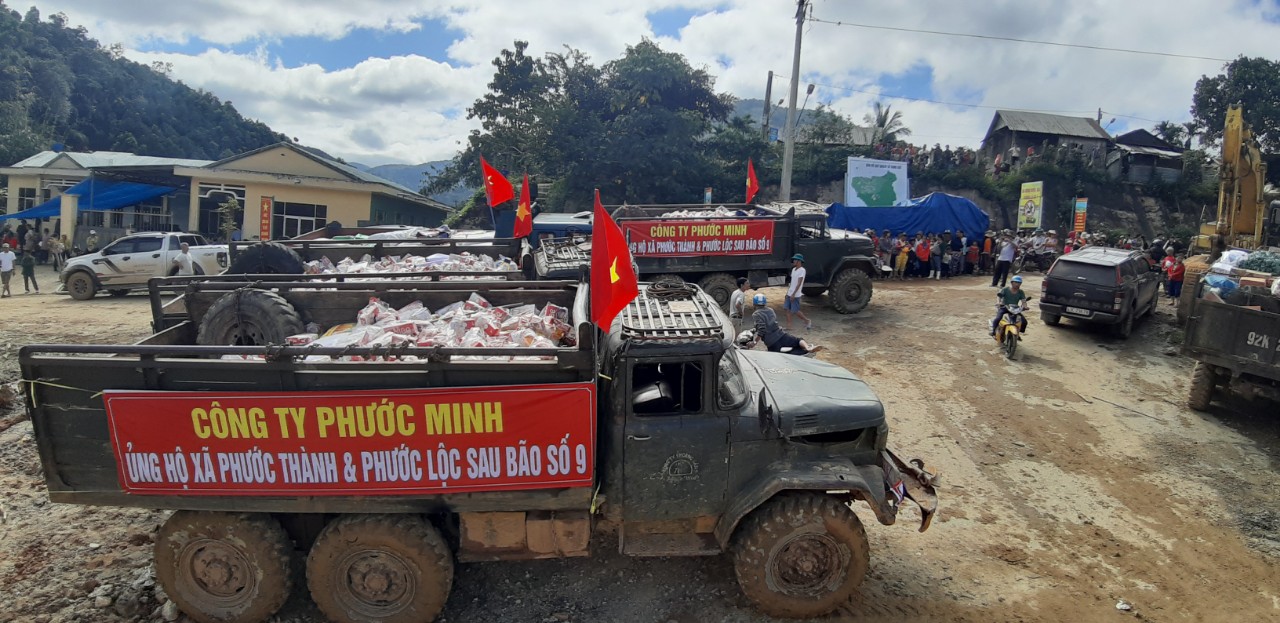 Tin nhanh - Quảng Nam: Chính thức thông tuyến vào 2 xã bị cô lập (Hình 2).