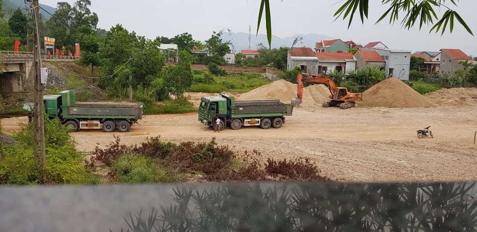 Môi trường - Họp khẩn, kiểm tra làm rõ vụ núp bóng nạo vét, trục lợi khoáng sản (Hình 2).