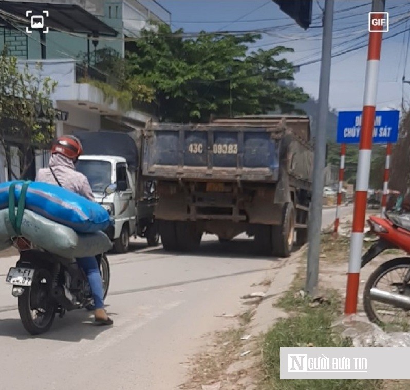 Dân sinh - Đà Nẵng: Trăm mối hệ lụy từ hoạt động vận tải trên đường Âu Cơ (Hình 4).