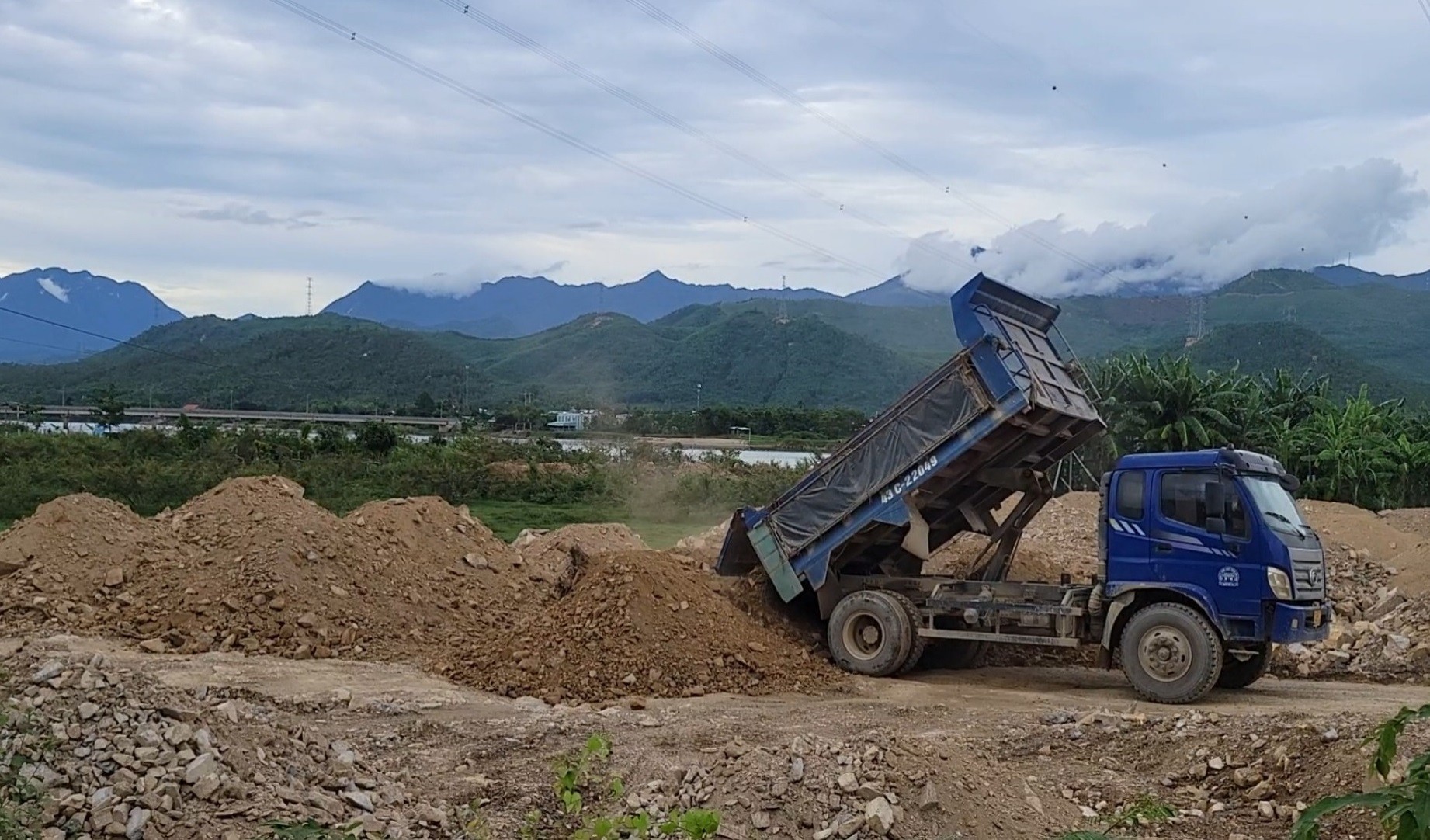 Môi trường - Tp.Đà Nẵng: Cần chấn chỉnh trách nhiệm nhà thầu thi công đồi Lệ Mỹ (Hình 3).