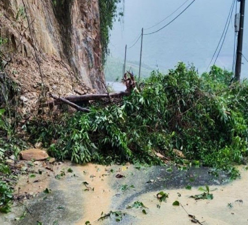 Dân sinh - Đà Nẵng: Mưa lớn, tiềm ẩn nguy cơ sạt lở khu vực miền núi Hoà Vang (Hình 2).