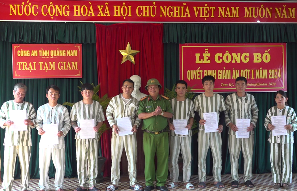 Dân sinh - Quảng Nam: 16 phạm nhân được giảm án dịp Tết Nguyên đán