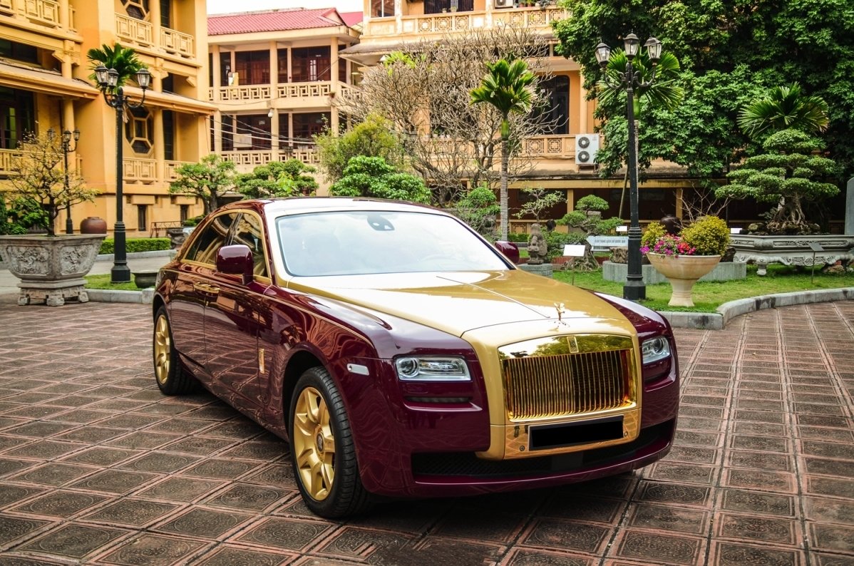 Hồ sơ doanh nghiệp - Đấu giá Rolls-Royce của ông Trịnh Văn Quyết: 'Lắm mối tối nằm không'