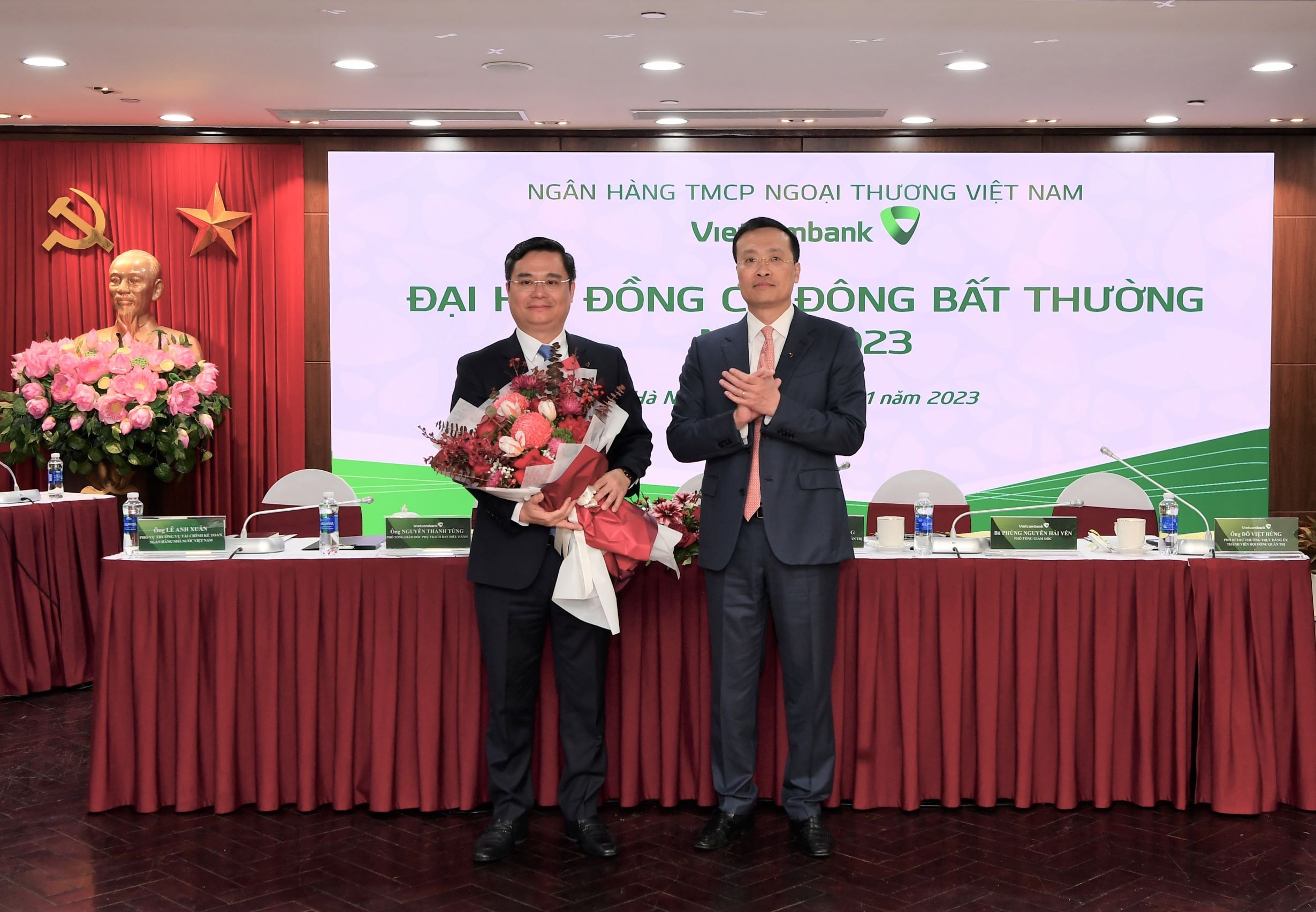 Tài chính - Ngân hàng - Vietcombank có lãnh đạo mới, thông qua phương án tăng vốn điều lệ