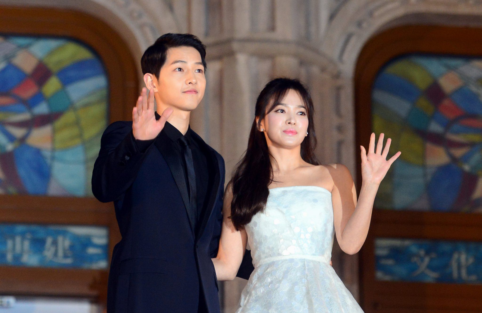 Giải trí - Song Joong Ki và Song Hye Kyo lại dậy sóng dư luận vì đám cưới (Hình 3).