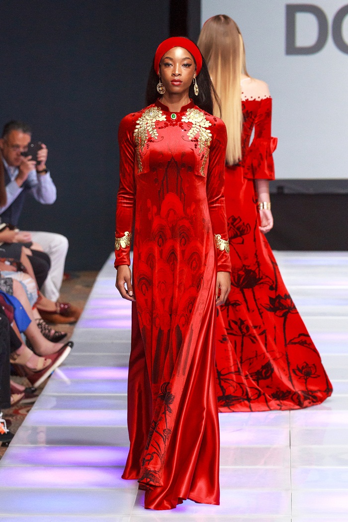 Giải trí - Khai mạc New York Couture Fashion Week, NTK Việt tạo tiếng vang lớn (Hình 11).