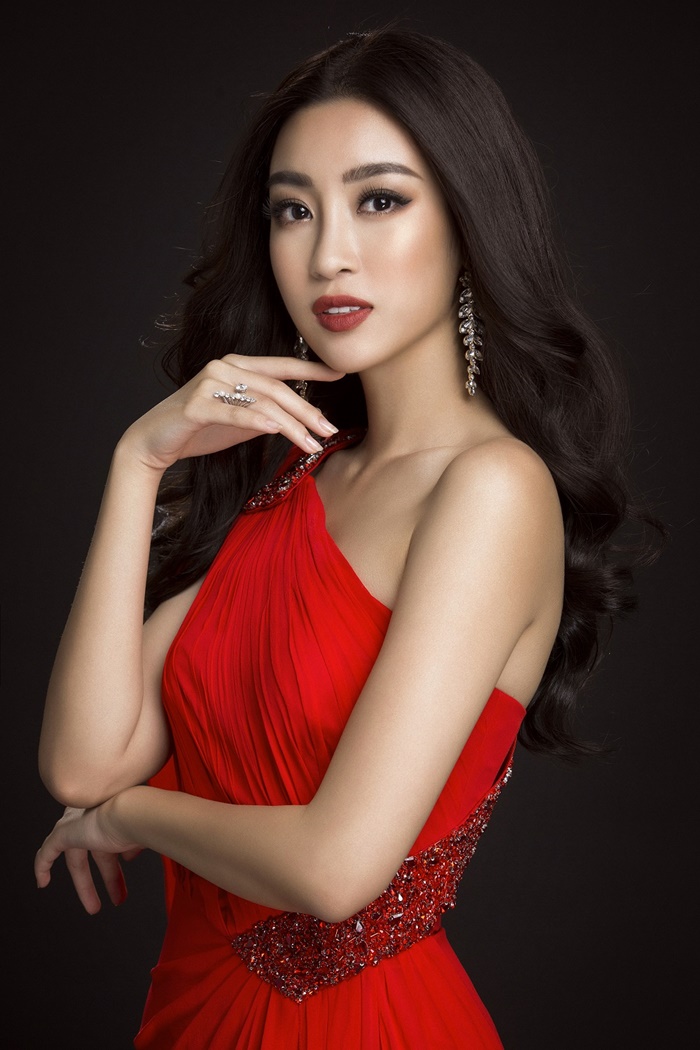 Ngôi sao - Những bộ cánh lộng lẫy của Mỹ Linh tại Hoa hậu Thế giới 2017 (Hình 11).