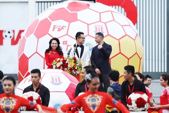 Sự kiện - MC Đức Bảo: Ryan Giggs hóm hỉnh, Paul Scholes ấm áp (Hình 3).