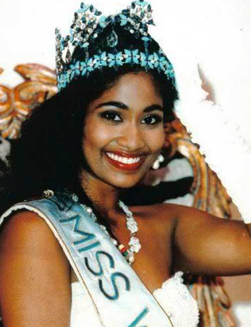 Lisa Hanna. Người đẹp đến từ Jamaica - Lisa Hanna đã đăng quang Hoa hậu Thế giới 1993. Việc Lisa Hanna đăng quang đã khiến nhiều người sốc. 