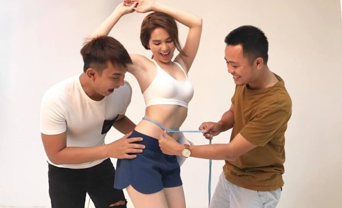 Ngọc Trinh từng được biết đến là người có vòng eo con kiến, nhỏ nhất của showbiz Việt với số đo 56cm. 