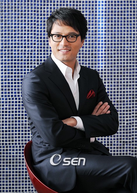Nam diễn viên Kim Sung Min treo cổ tự tử tại nhà riêng vào rạng sáng ngày 24/6/2016. Ngày 26/6, bệnh viện xác nhận nam diễn viên đã chết não và tiến hành thủ tục đưa xác về gia đình.